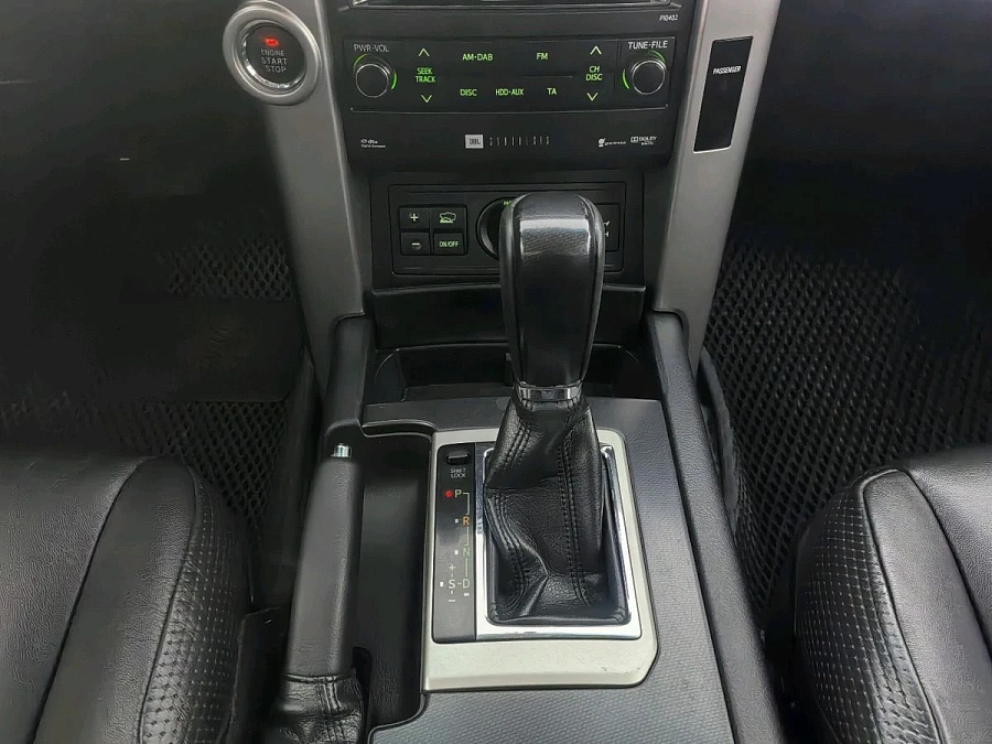 Toyota Land Cruiser Prado, 2013г., полный привод, автомат