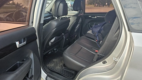 Kia Sorento, 2010г, полный привод, автомат