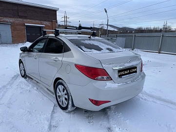 Hyundai Solaris, 2015г, передний привод, автомат