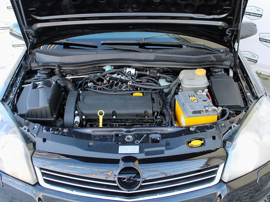 Opel Astra, 2007г., передний привод, автомат