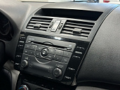 Mazda 6, 2010г., передний привод, механика
