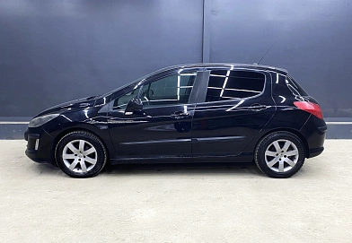 Peugeot 308, 2008г, передний привод, механика