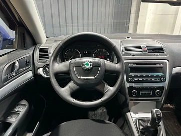 Skoda Octavia, 2011г, передний привод, механика