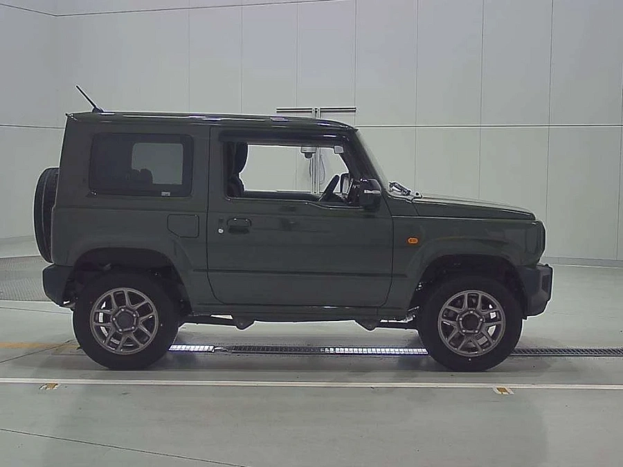 Suzuki Jimny, 2022г., полный привод, механика