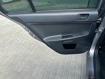 Mitsubishi Lancer, 2012г, передний привод, механика