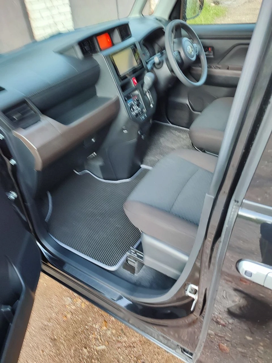 Toyota Roomy, 2021г., передний привод, вариатор