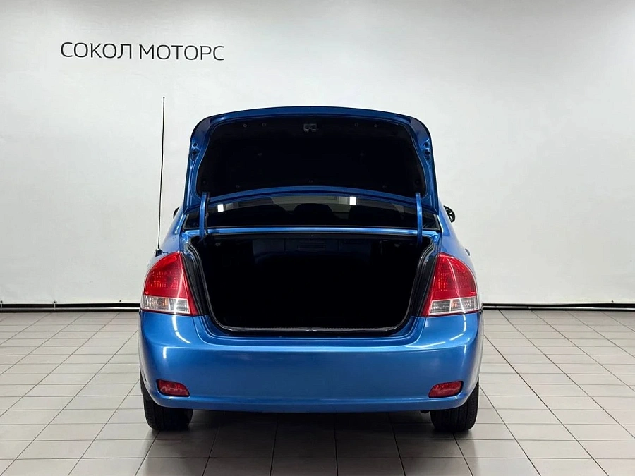 Kia Cerato, 2008г., передний привод, механика