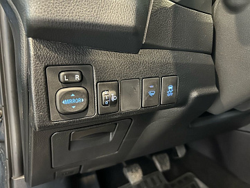 Toyota Corolla, 2014г, передний привод, механика