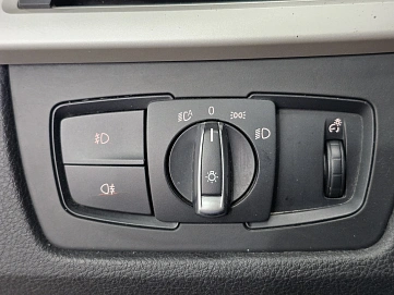BMW 3 серии, 2014г, задний привод, автомат
