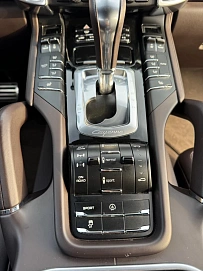 Porsche Cayenne, 2013г, полный привод, автомат