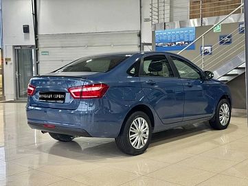 Lada (ВАЗ) Vesta, 2019г, передний привод, механика