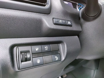 Nissan Leaf, 2021г, передний привод, автомат