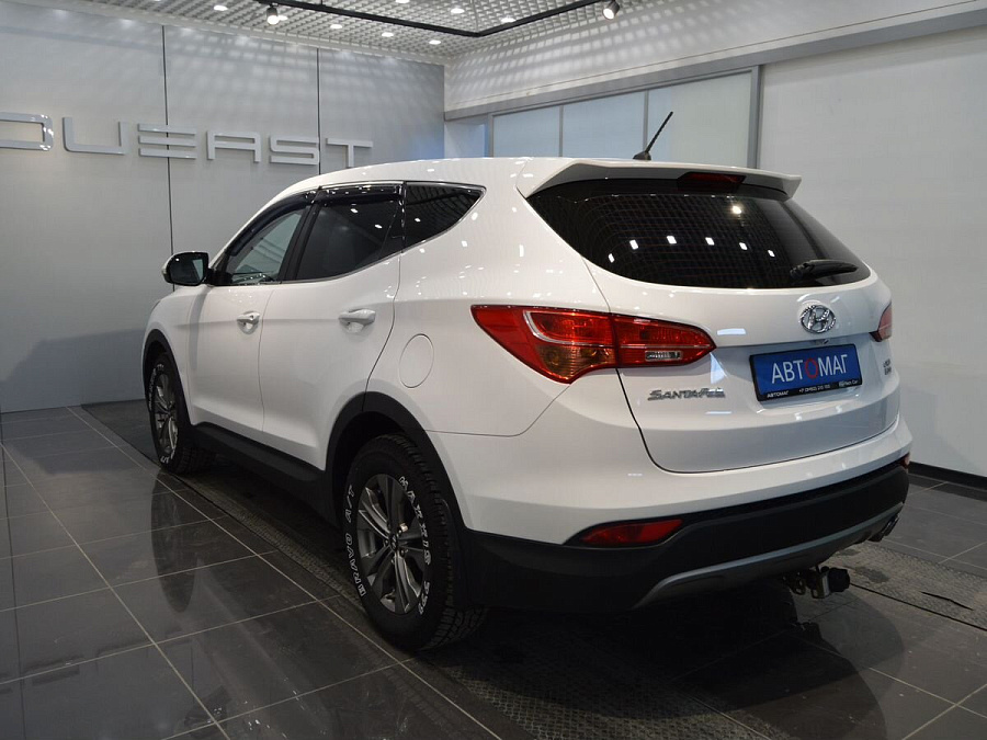 Hyundai Santa Fe, 2015г., полный привод, автомат