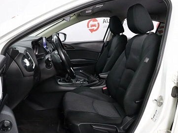 Mazda 3, 2014г, передний привод, механика