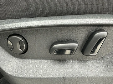 Volkswagen Tayron, 2022г, передний привод, робот