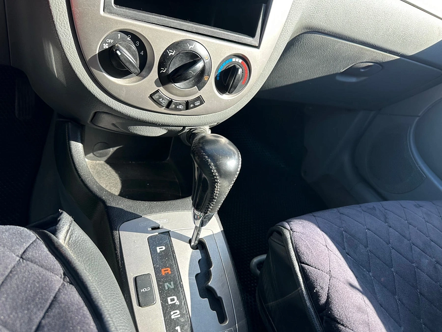 Chevrolet Lacetti, 2008г., передний привод, автомат