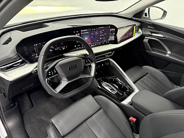 Audi Q5, 2025г, полный привод, робот