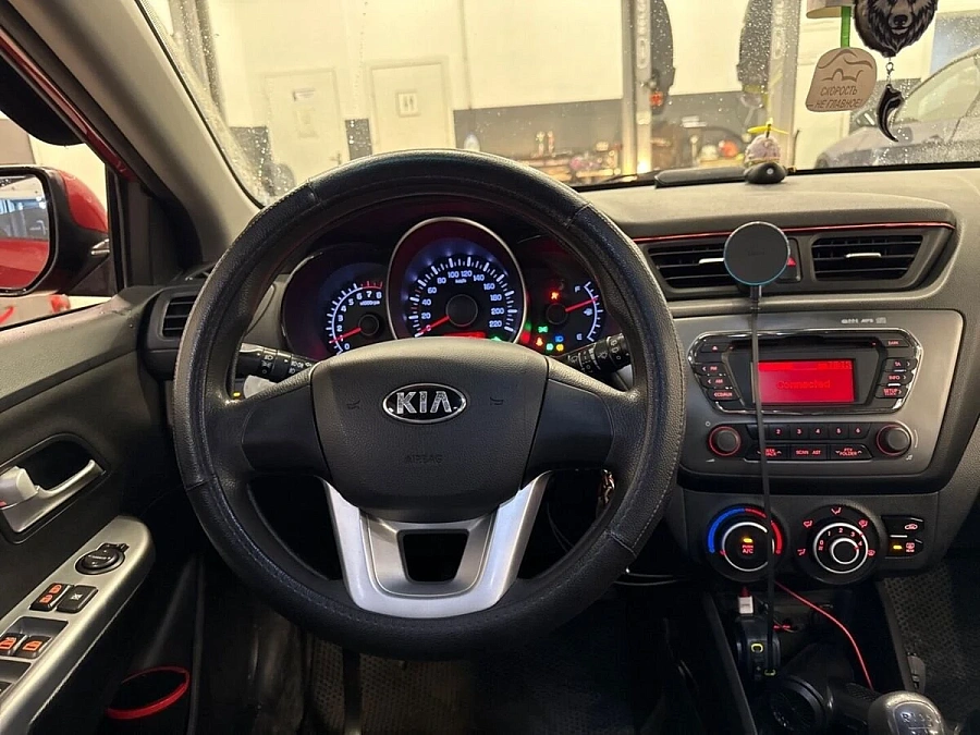 Kia Rio, 2013г., передний привод, механика