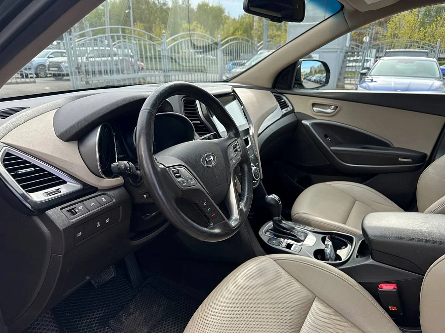 Hyundai Santa Fe, 2014г., полный привод, автомат