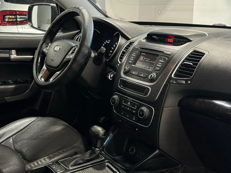 Kia Sorento, 2014г., полный привод, автомат