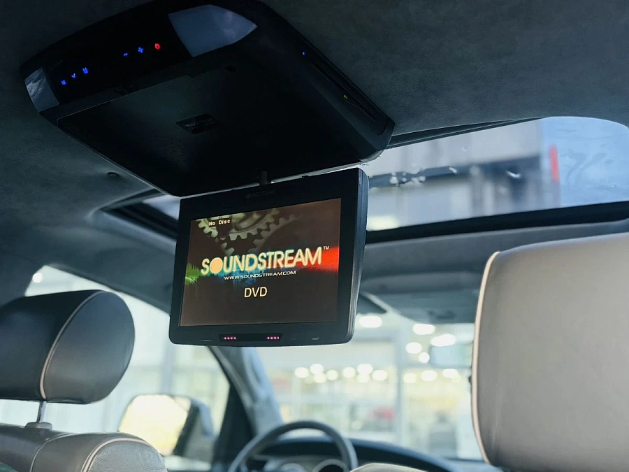 Toyota Sequoia, 2010г., полный привод, автомат