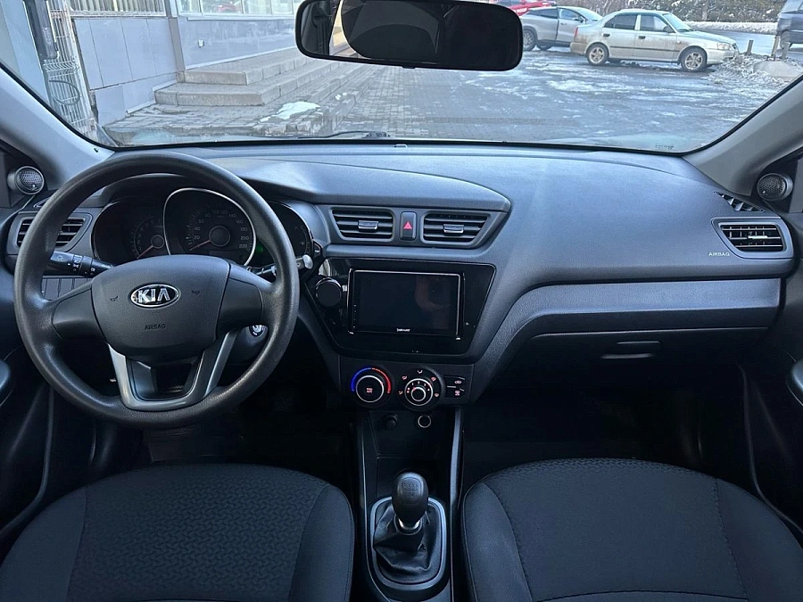 Kia Rio, 2013г., передний привод, механика