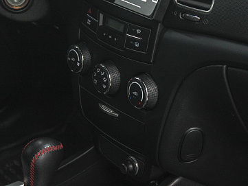 SsangYong Actyon, 2011г, передний привод, автомат