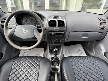 Hyundai Accent, 2008г, передний привод, механика