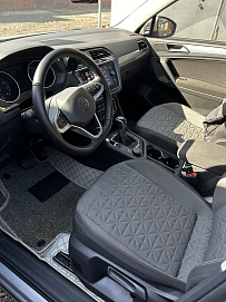 Volkswagen Tiguan, 2021г, полный привод, робот