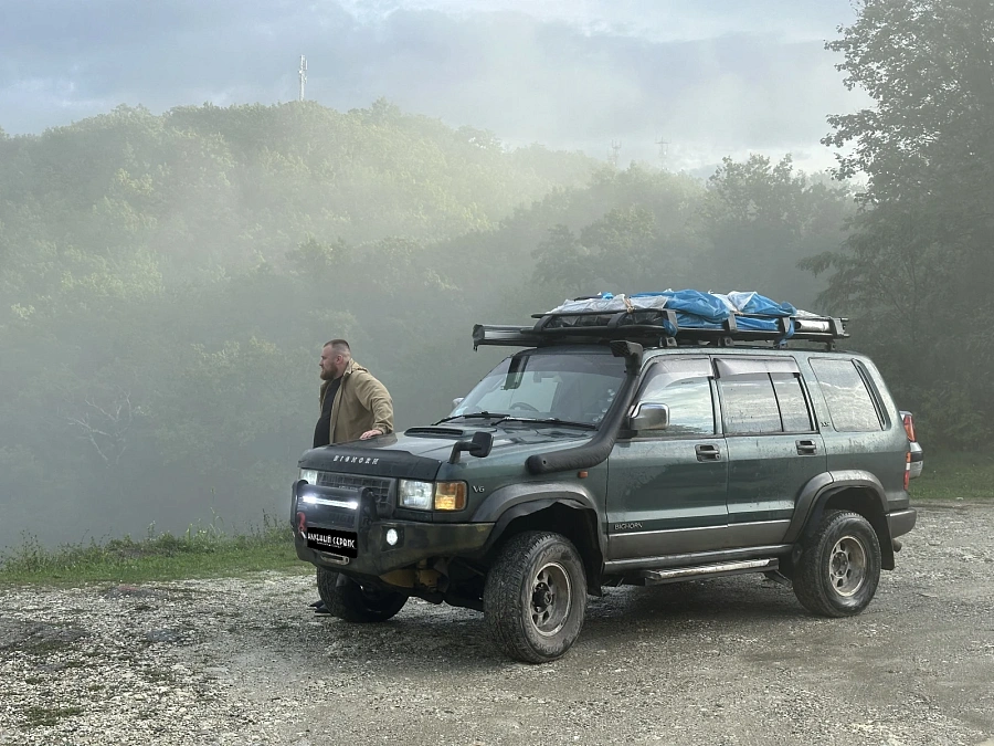 Isuzu Bighorn, 1997г., полный привод, автомат