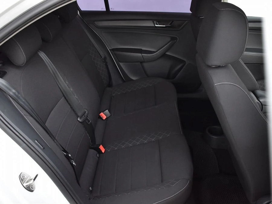 Skoda Rapid, 2021г., передний привод, автомат