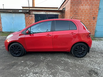 Toyota Yaris, 2008г, передний привод, робот