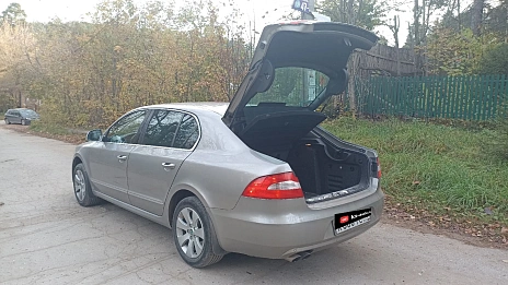 Skoda Superb, 2011г, передний привод, автомат