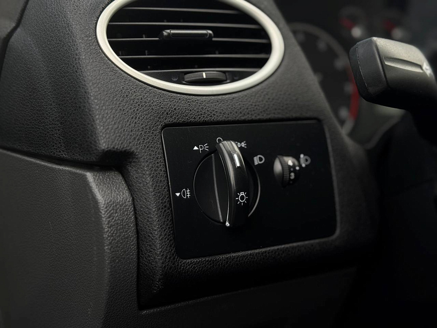 Ford Focus, 2006г., передний привод, механика