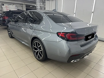 BMW 5 серии, 2020г, полный привод, автомат