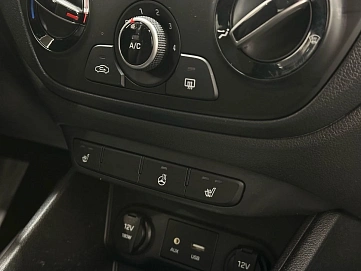 Hyundai Solaris, 2018г, передний привод, автомат