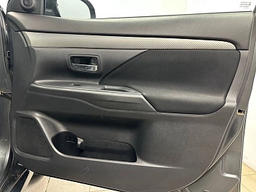 Mitsubishi Outlander, 2013г, полный привод, вариатор