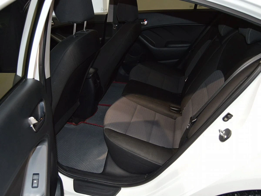 Kia Cerato, 2017г., передний привод, механика