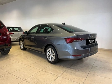 Skoda Octavia, 2020г, передний привод, автомат