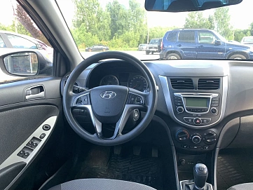 Hyundai Solaris, 2013г., передний привод, механика