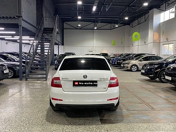 Skoda Octavia, 2013г, передний привод, механика