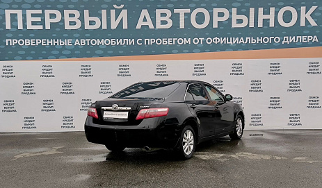 Toyota , 2010г., передний привод, автомат