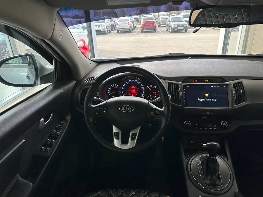 Kia Sportage, 2013г., передний привод, автомат