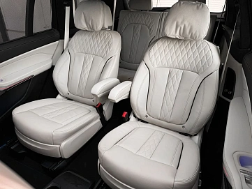 BMW X7, 2025г., полный привод, автомат