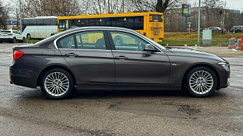 BMW 3 серии, 2012г, задний привод, автомат