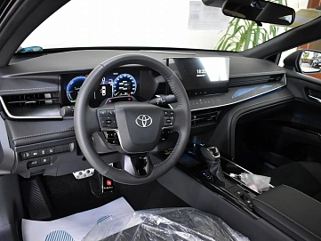 Toyota Camry, 2026г., передний привод, вариатор