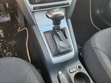 Skoda Octavia, 2011г, передний привод, робот