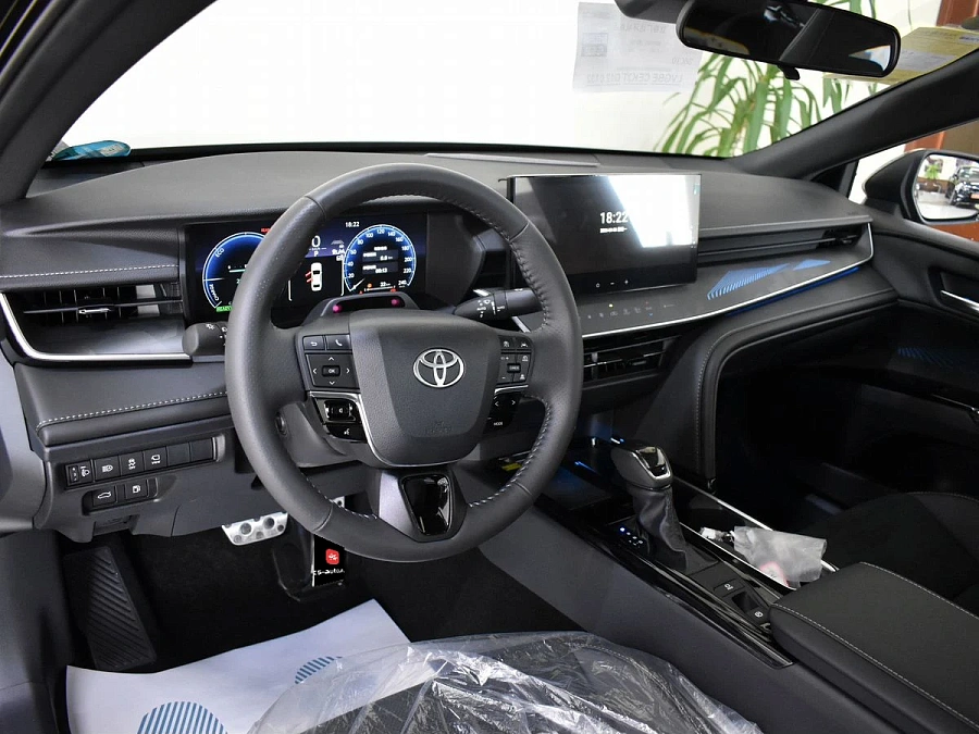 Toyota Camry, 2026г., передний привод, вариатор