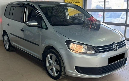 Volkswagen Touran, 2011г, передний привод, механика