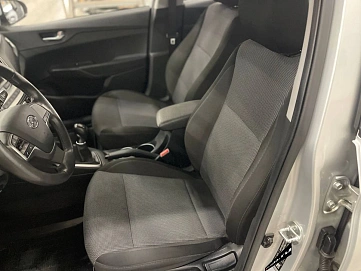 Hyundai Solaris, 2021г., передний привод, механика